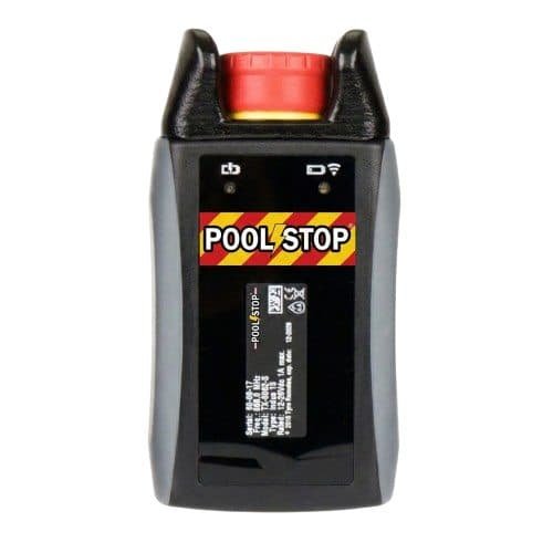 Detalles técnicos del mando inalámbrico de emergencia PoolStop para piscinas de uso colectivo.